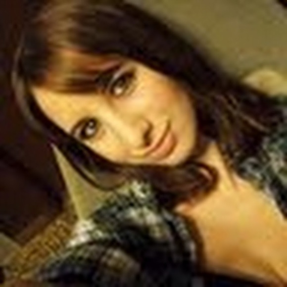 Meet your Posher, Christina - Picture 1 of 1